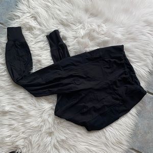 Mono B Black jogger Leggings w/ mesh side pockets